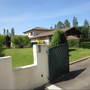 Parc De La Charmille Couette-café Saint-Étienne-sur-Reyssouze